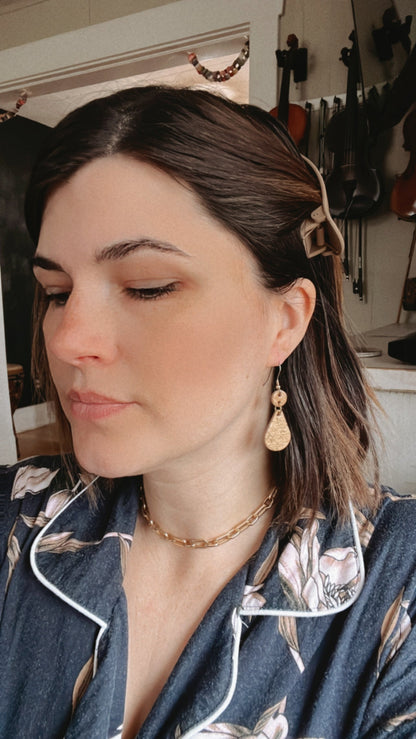 Leather Earrings / Droplets / Metallic Silver