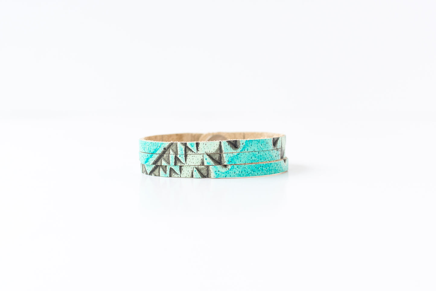 Leather Bracelet / Ultra Skinny Sliced Cuff / Arizona Turquoise