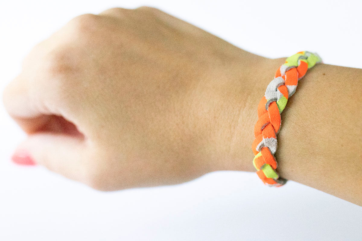 Braided Leather Bracelet / Neon Leopard