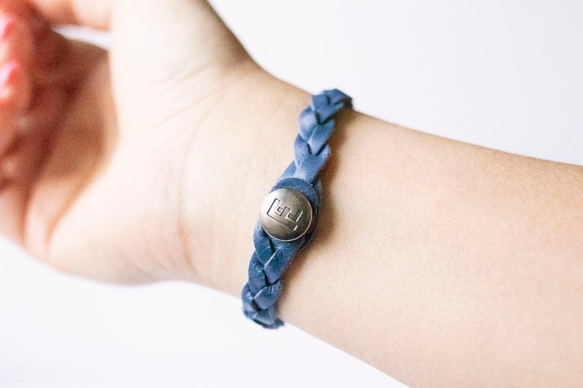 Braided Leather Bracelet / Blueberry