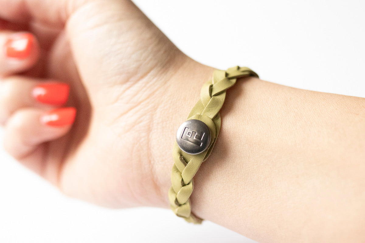 Braided Leather Bracelet / Green Tea