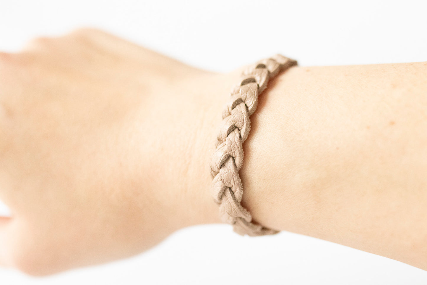 Braided Leather Bracelet / Latte