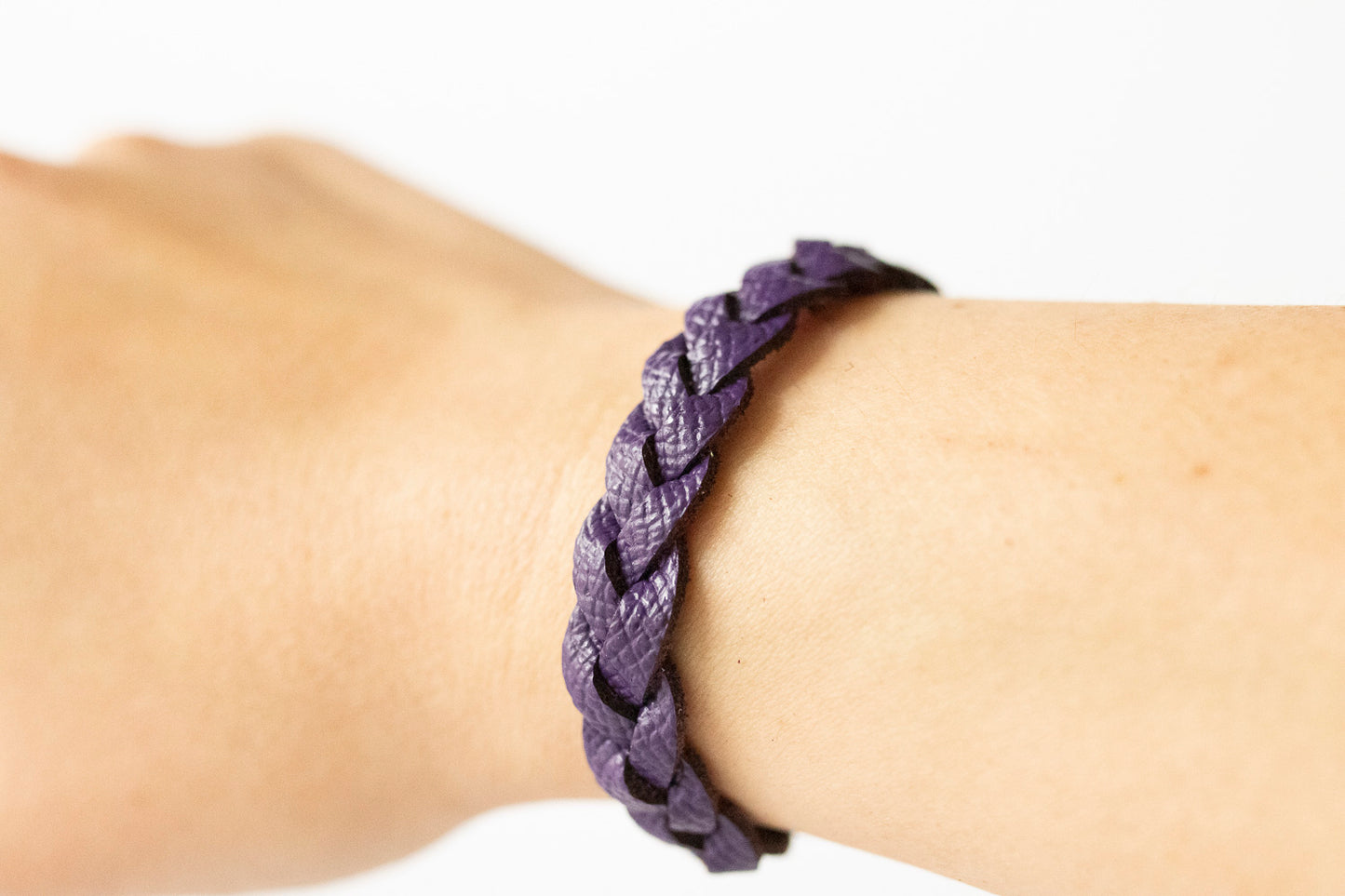 Braided Leather Bracelet / Aubergine