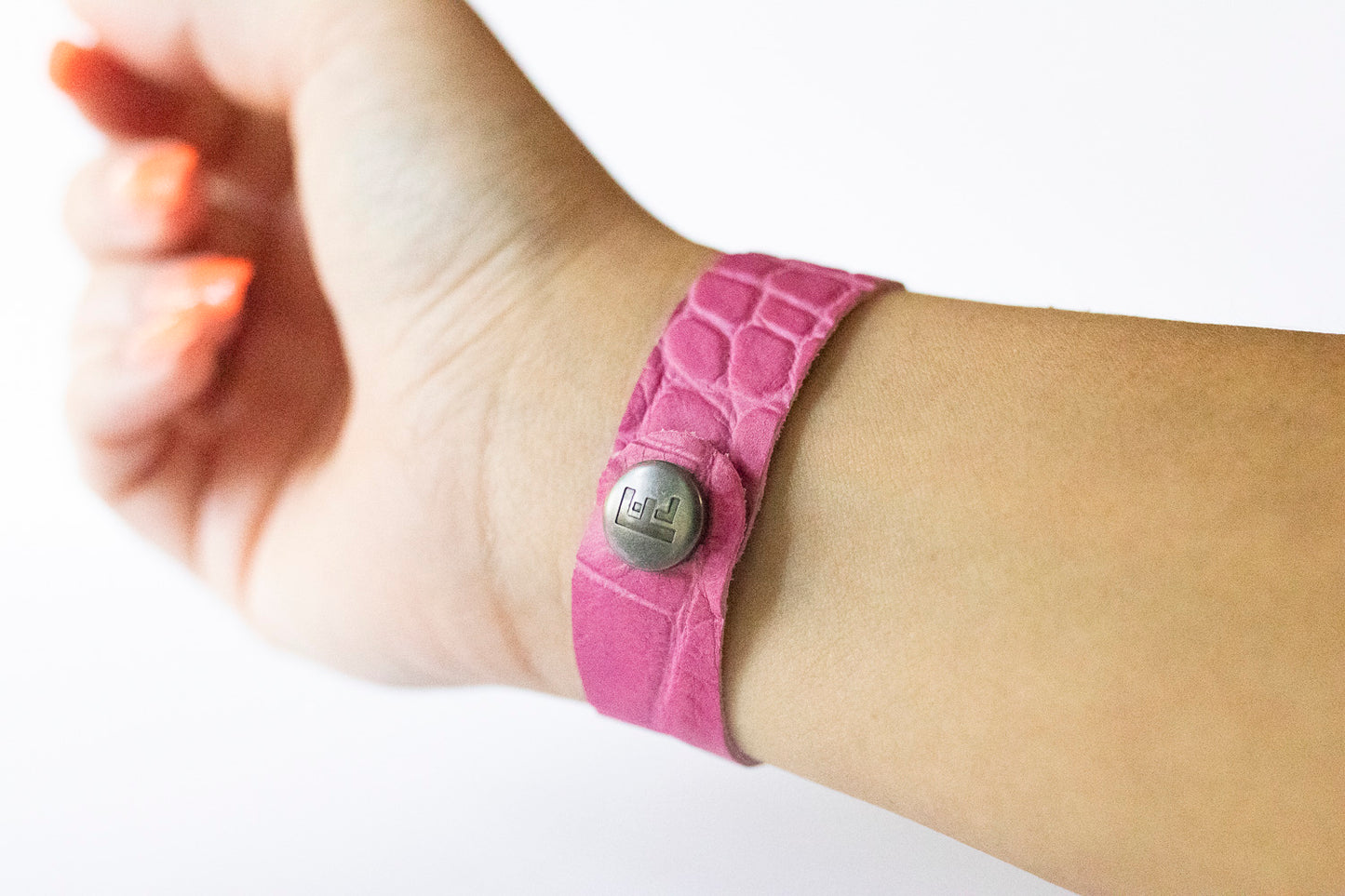 Leather Bracelet / Slim Cuff / Bubble Blush