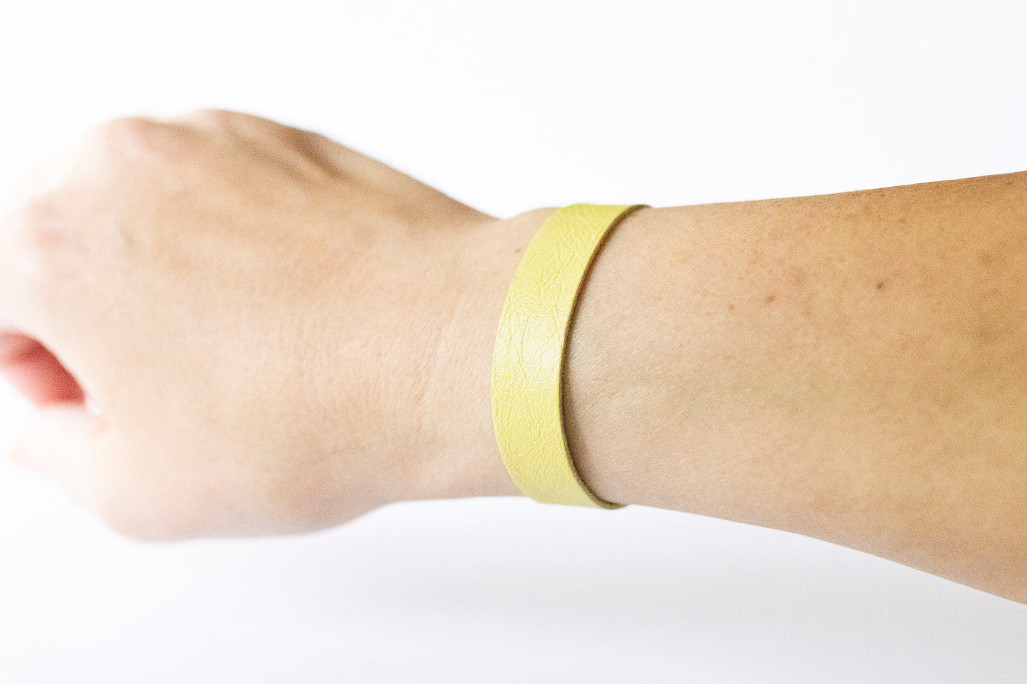 Leather Bracelet / Skinny Slim Cuff / Margarita