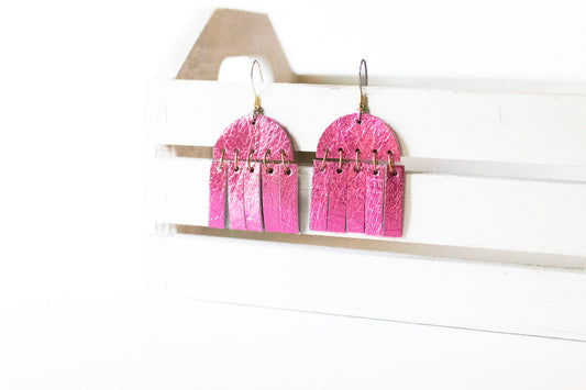 Leather Earrings / Cinque Luci / Metallic Hot Pink