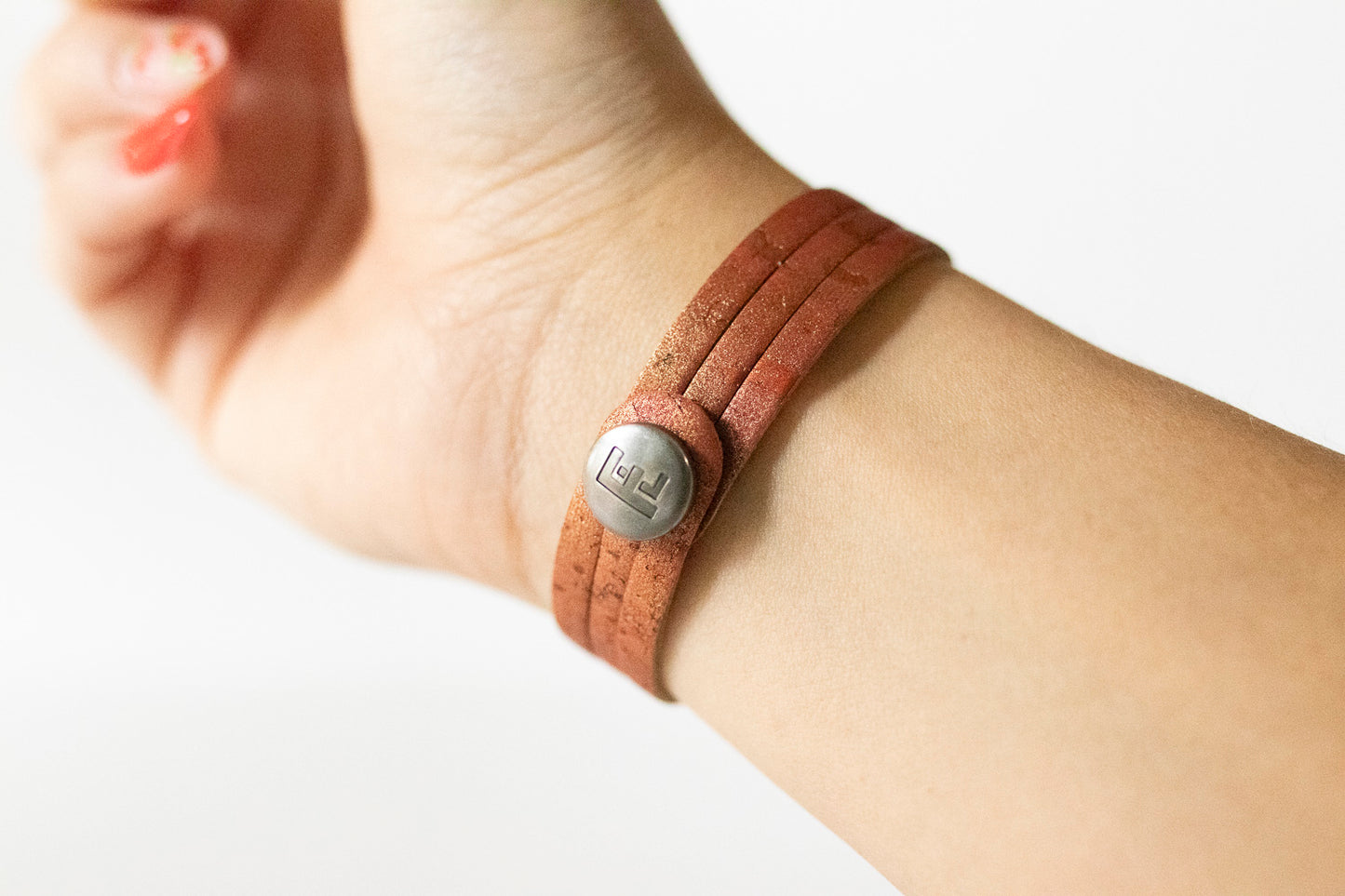 Leather Bracelet / Ultra Skinny Sliced Cuff / Spiced Cider Cork