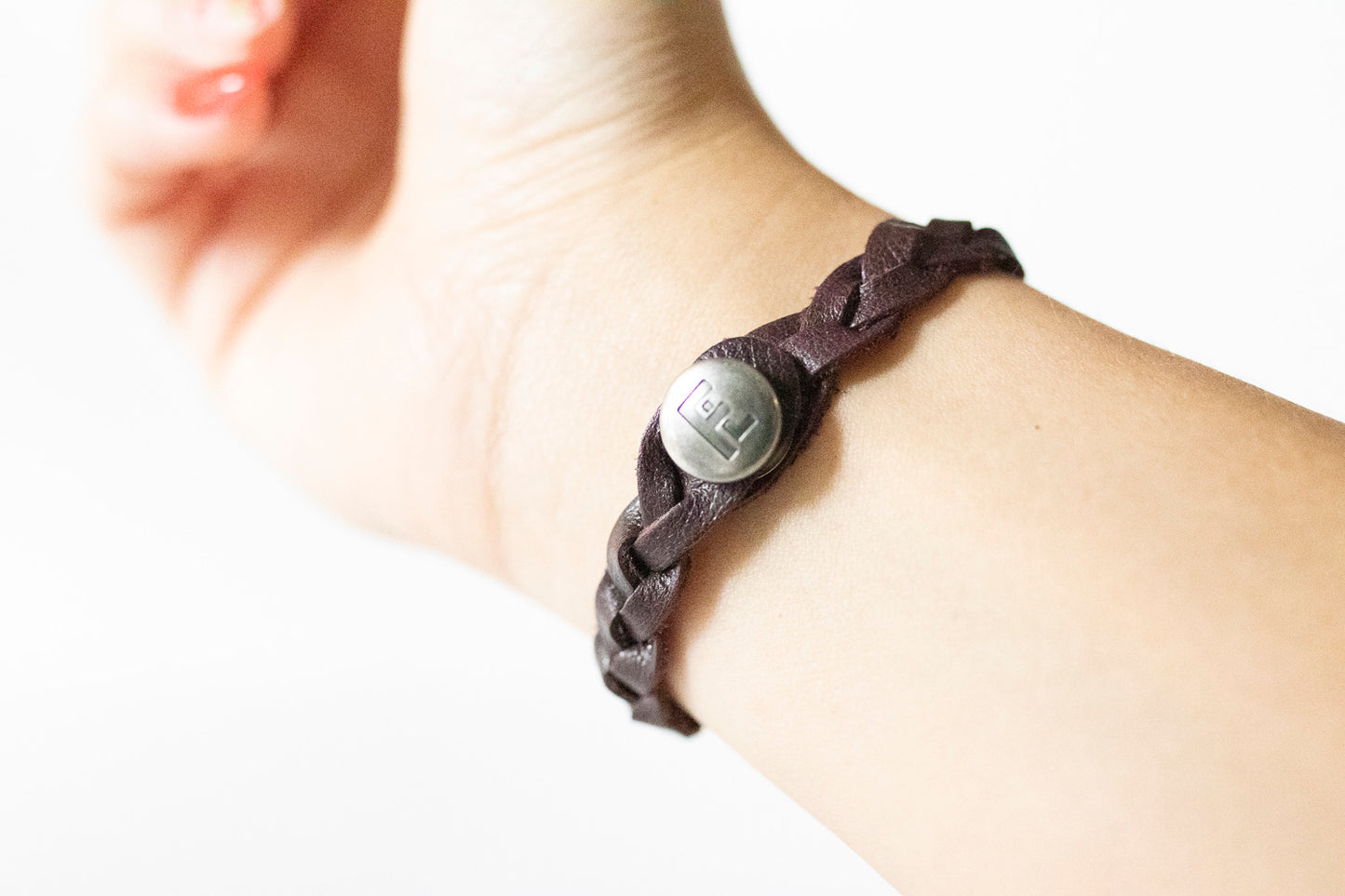 Braided Leather Bracelet / Raisin