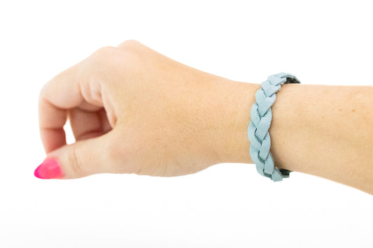 Braided Leather Bracelet / Windy Sky