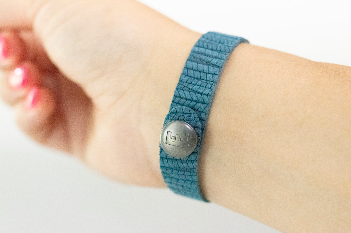 Leather Bracelet / Skinny Slim Cuff / Sweater Weather