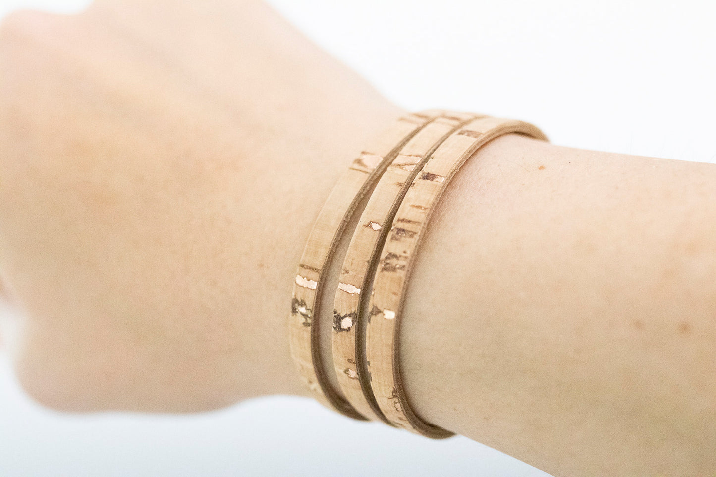 Leather Bracelet / Ultra Skinny Sliced Cuff / Rosegold Cork