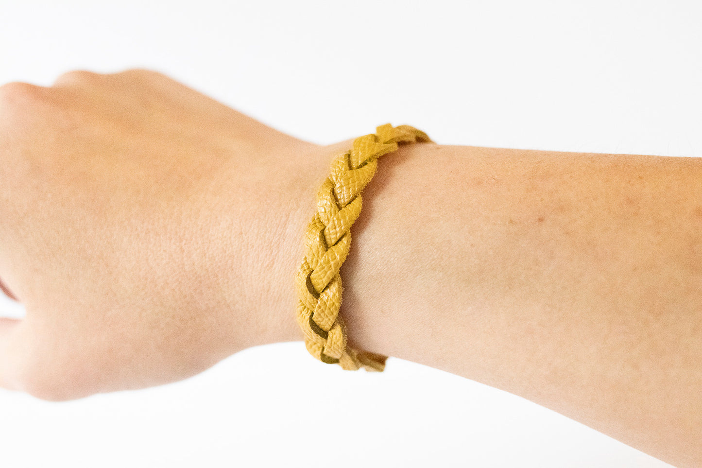 Braided Leather Bracelet / Honey Wheat