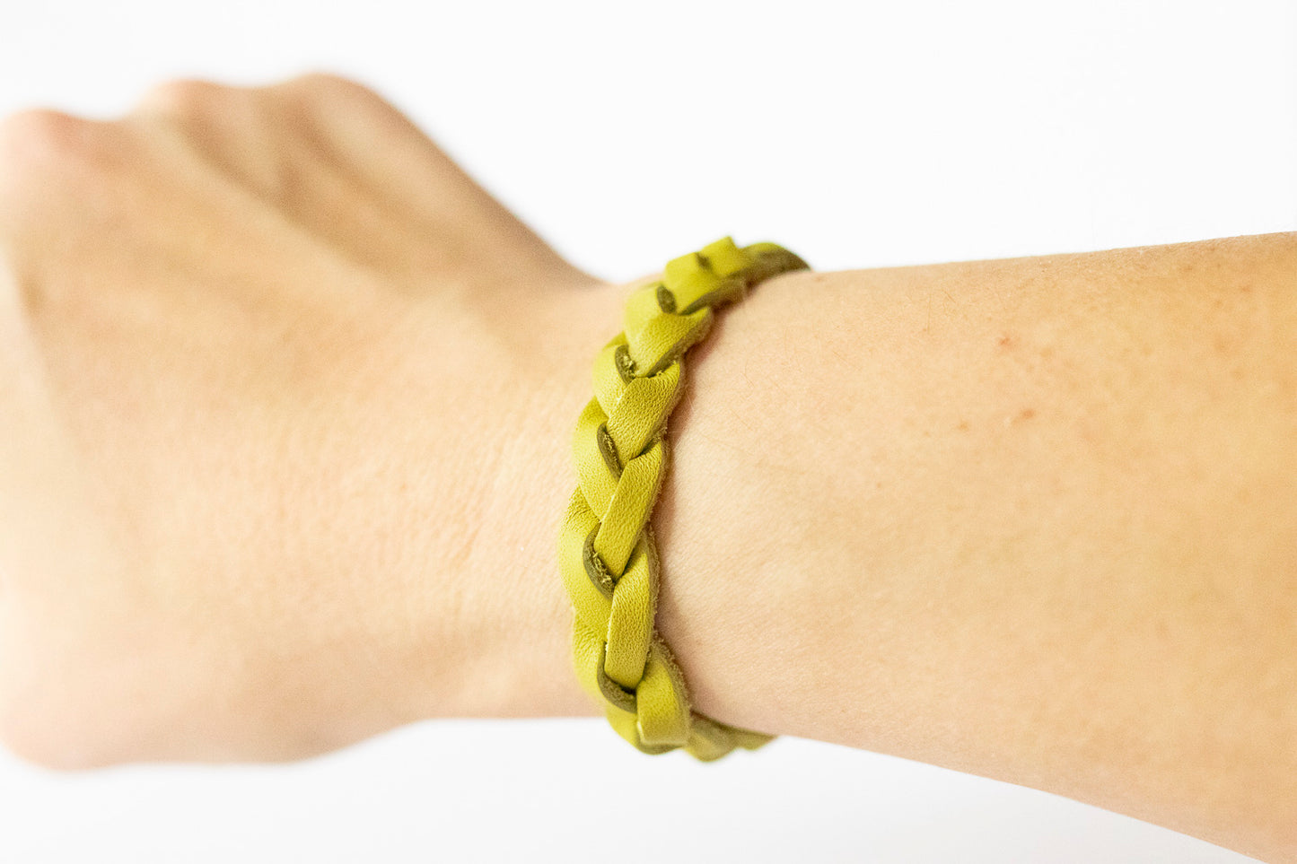 Braided Leather Bracelet / Pear
