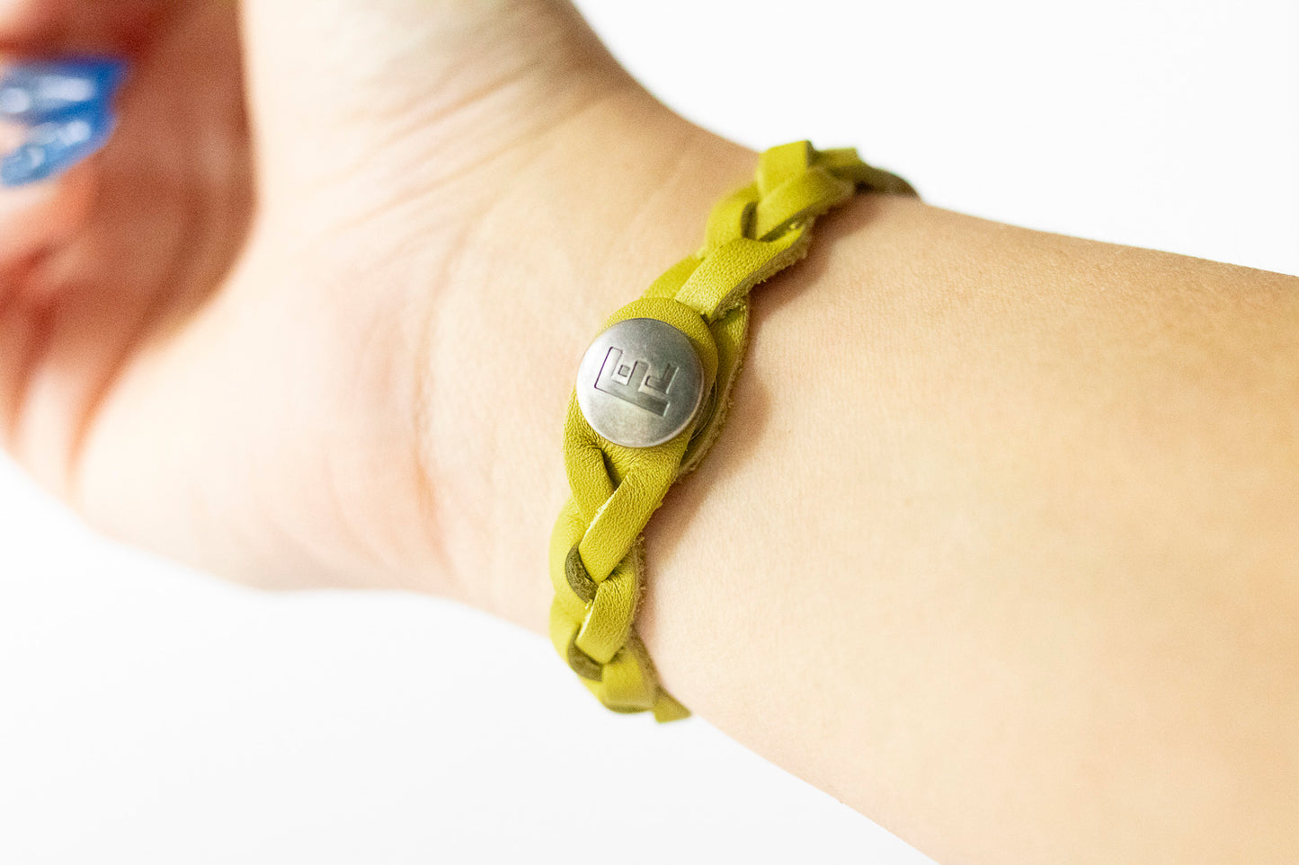 Braided Leather Bracelet / Pear