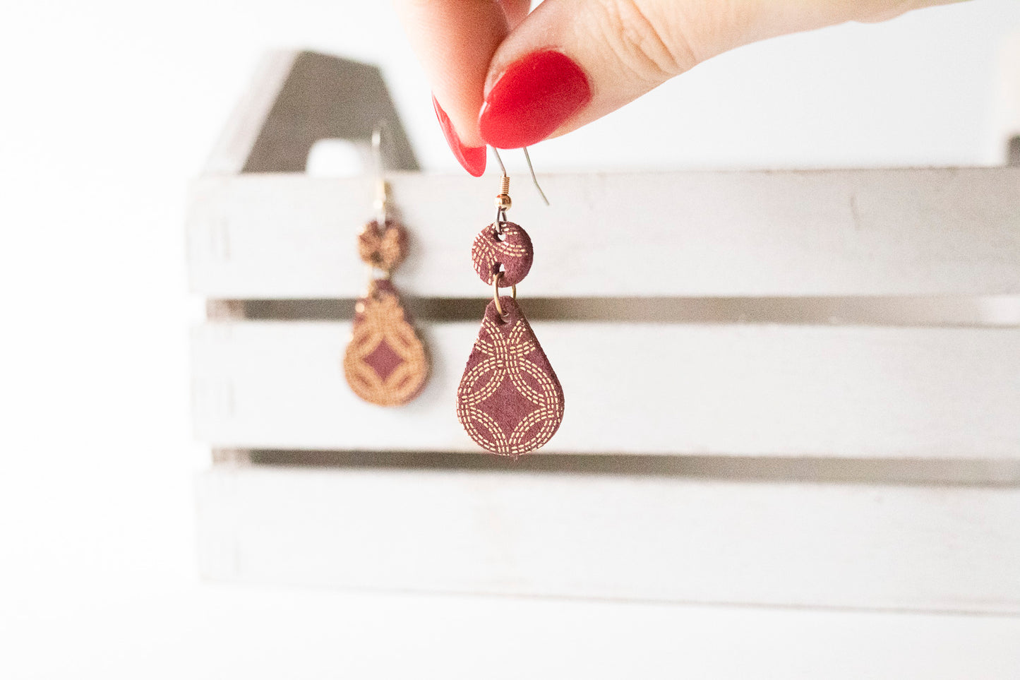 Leather Earrings / Droplets / Burgundy Sparkle
