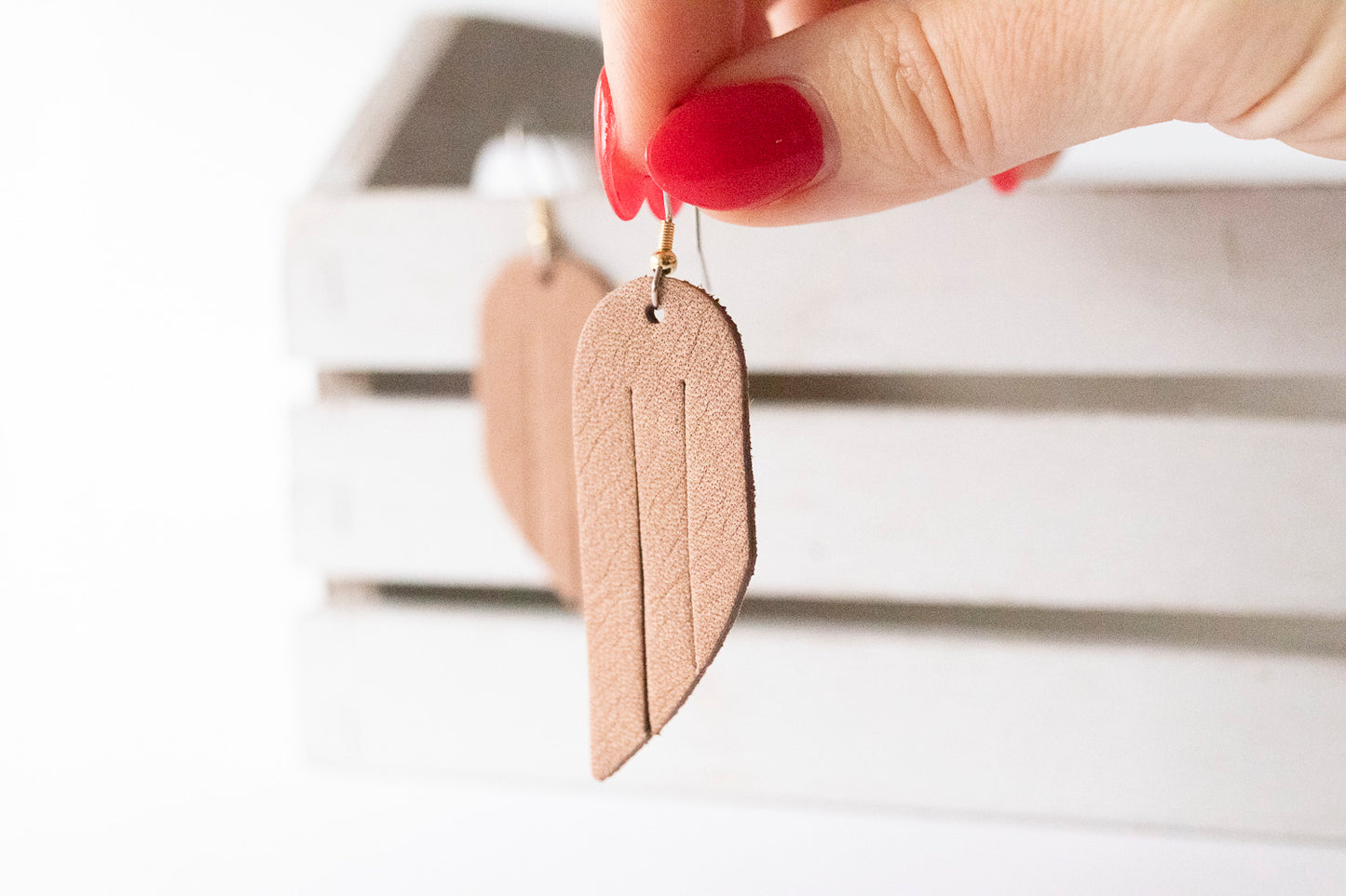 Leather Earrings / Mini Fringe / Rose Latte