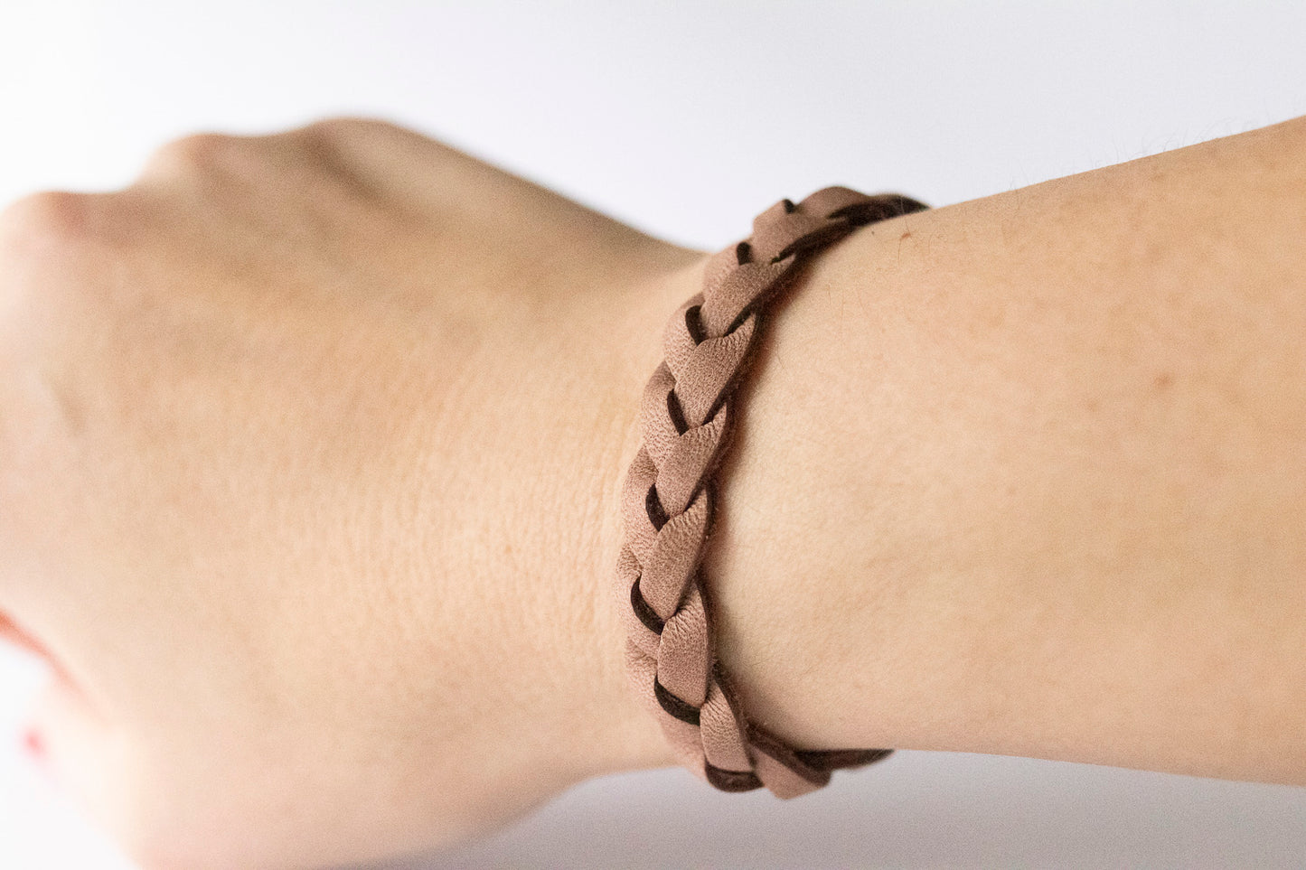 Braided Leather Bracelet / Rose Latte