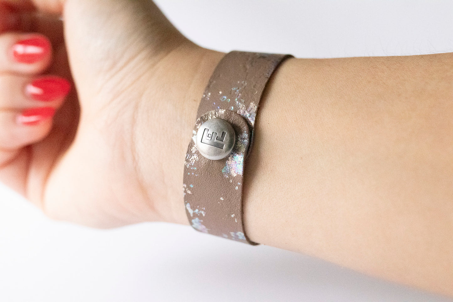 Leather Bracelet / Slim Cuff / Iceslick