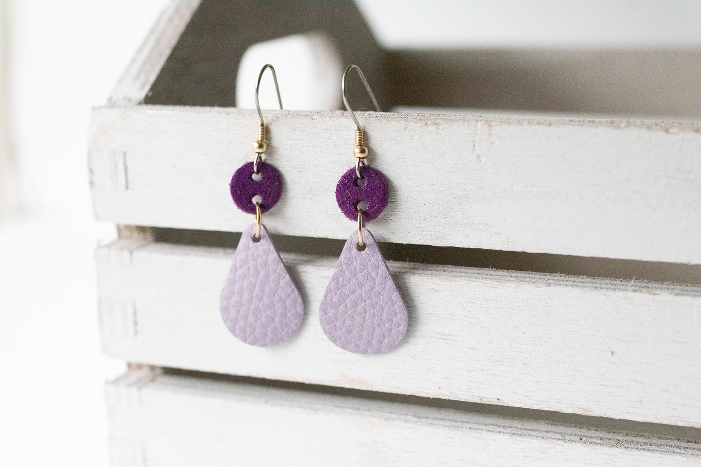 Leather Earrings / Droplets / Hyacinth