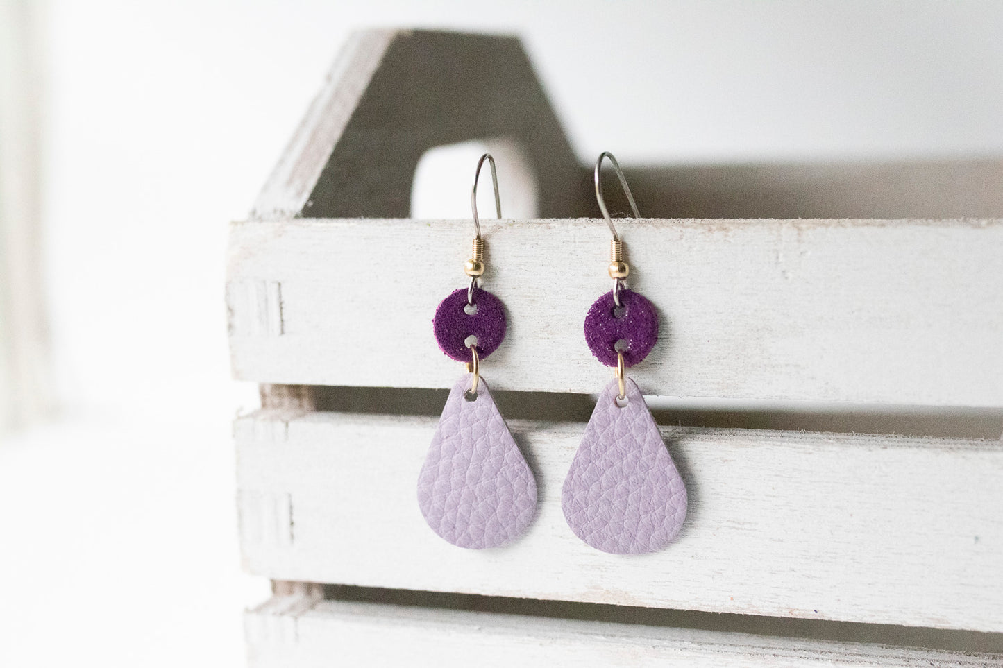 Leather Earrings / Droplets / Hyacinth