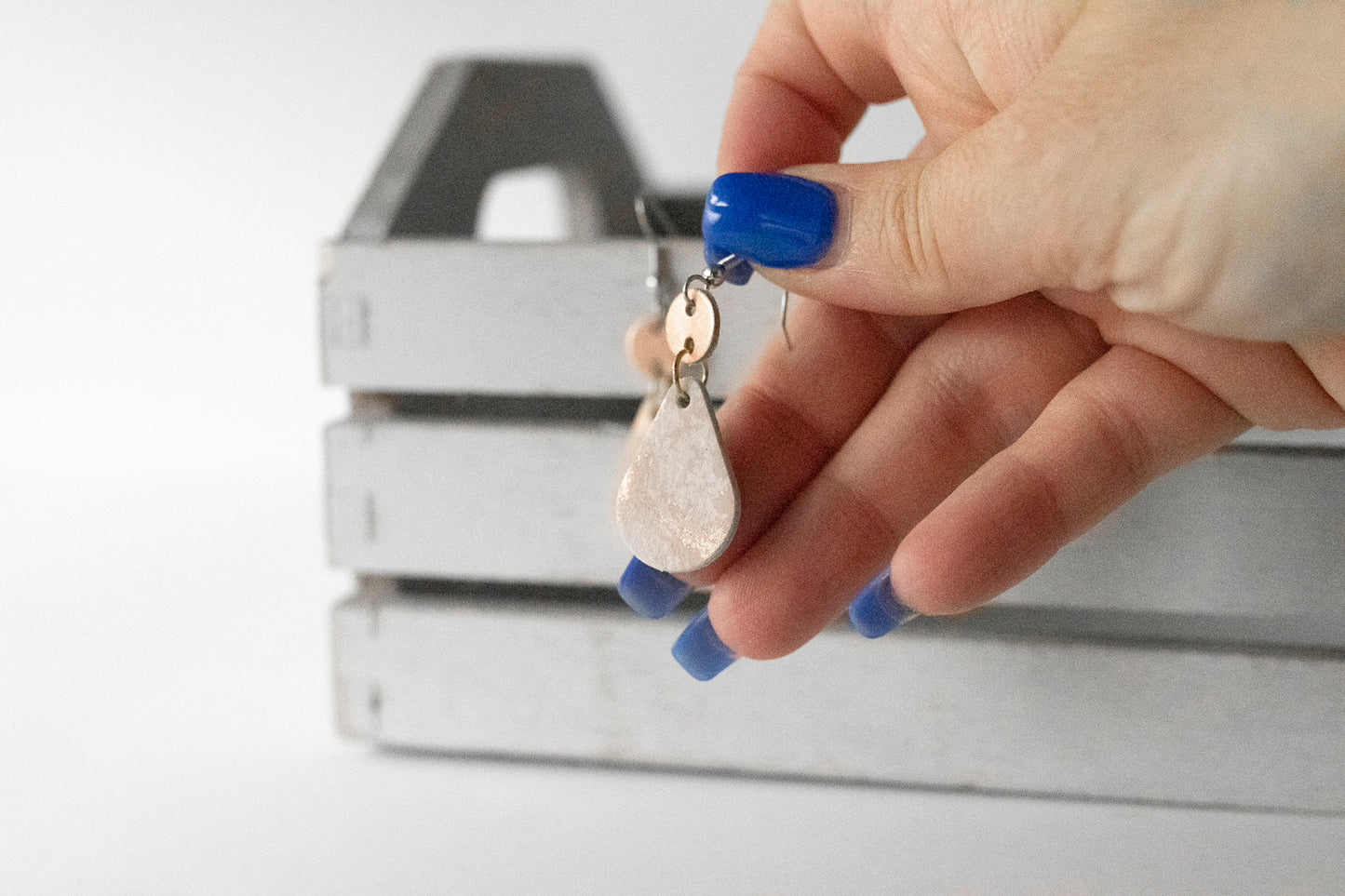Leather Earrings / Droplets / Summer Opal