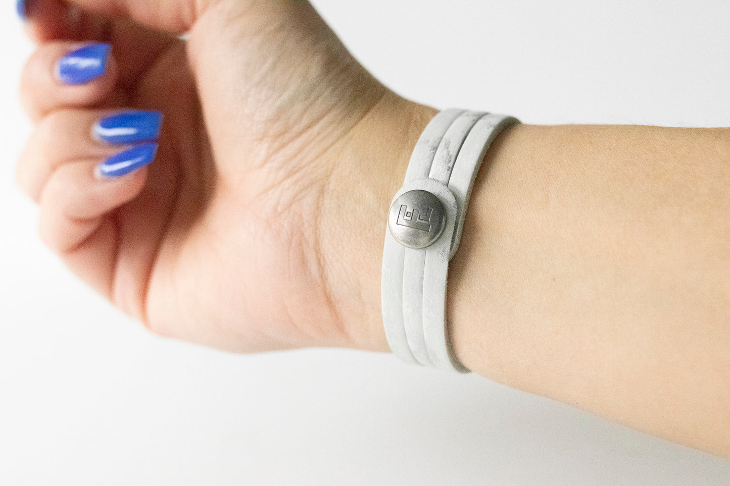 Leather Bracelet / Ultra Skinny Sliced Cuff / Silver Clouds