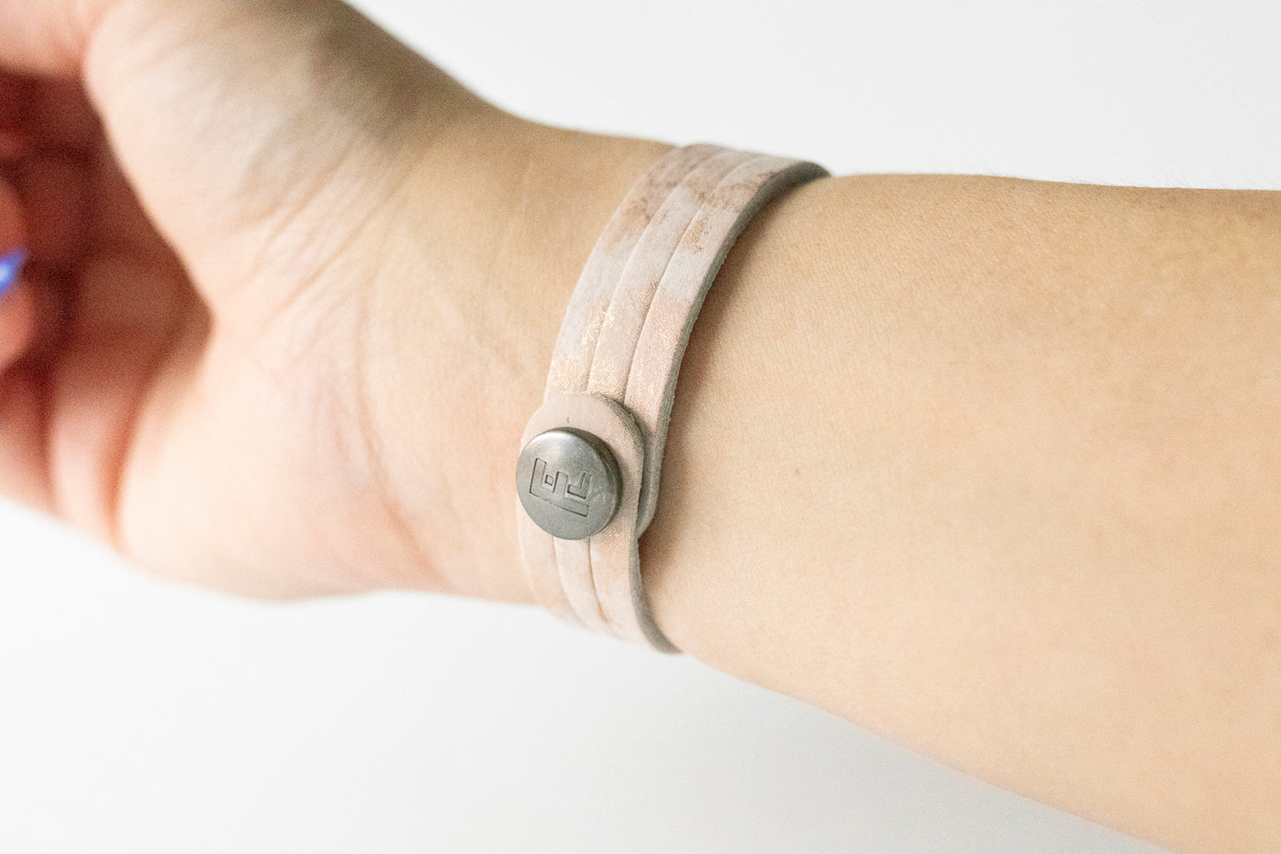 Leather Bracelet / Ultra Skinny Sliced Cuff / Summer Opal