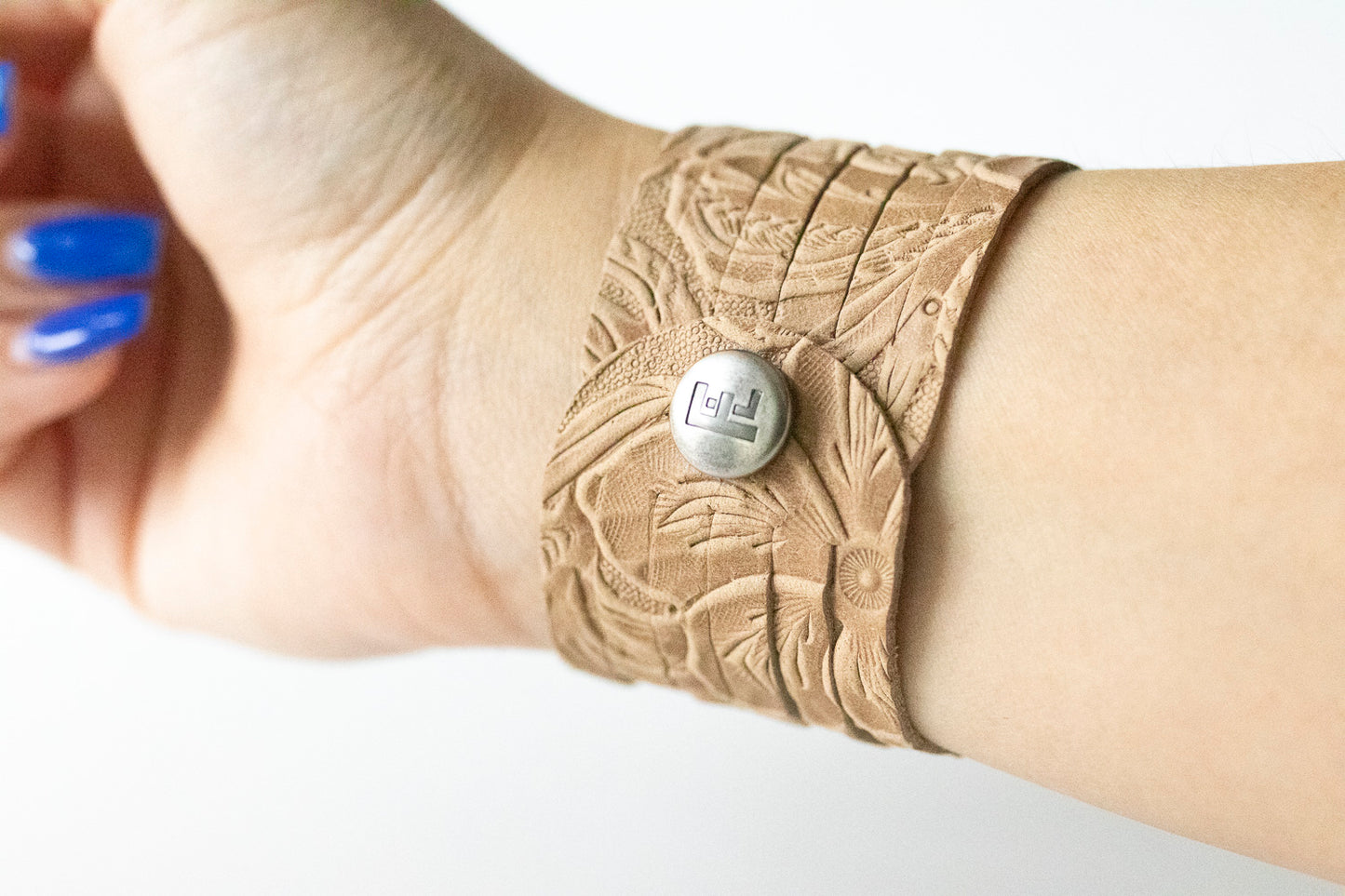 Leather Bracelet / Original Sliced Cuff / Western Floral