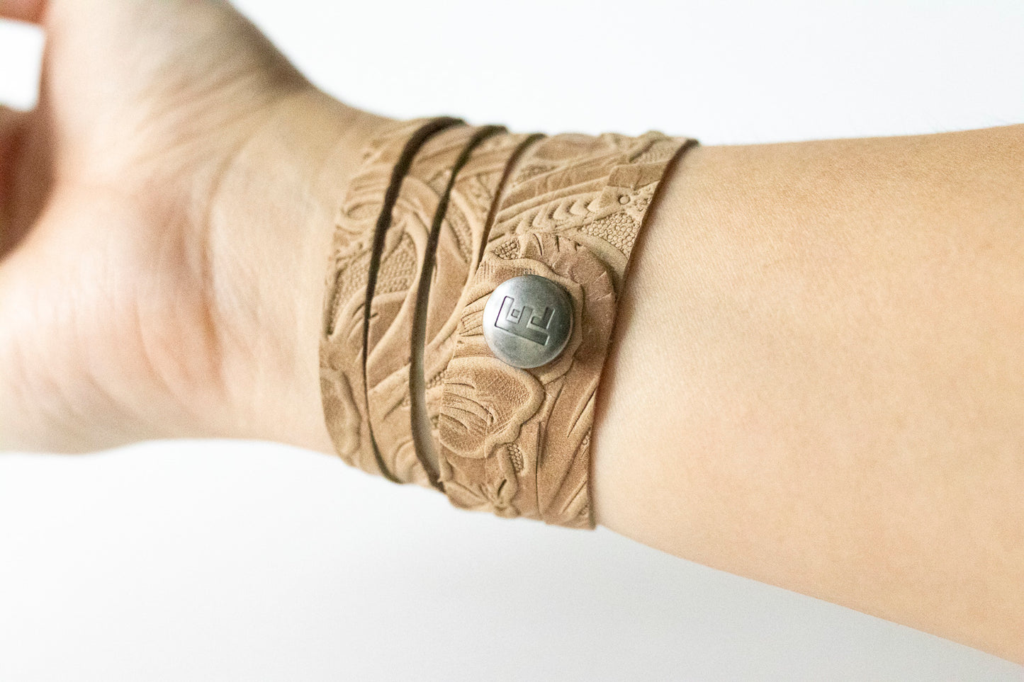 Leather Bracelet / Skinny Sliced Wrap Cuff / Western Floral