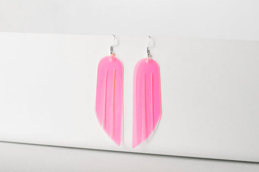 Leather Earrings / Fringe / Dragon Fruit Jelly