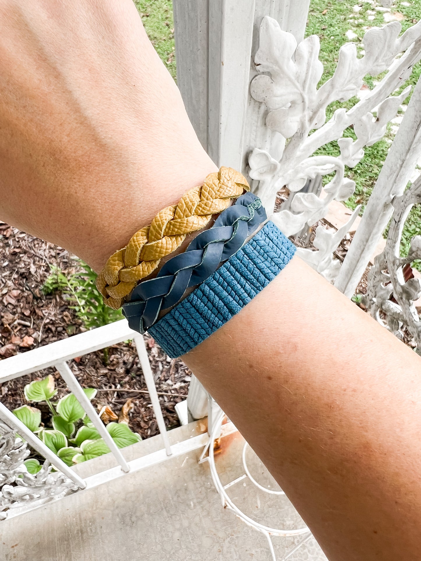 Braided Leather Bracelet / Windy Sky