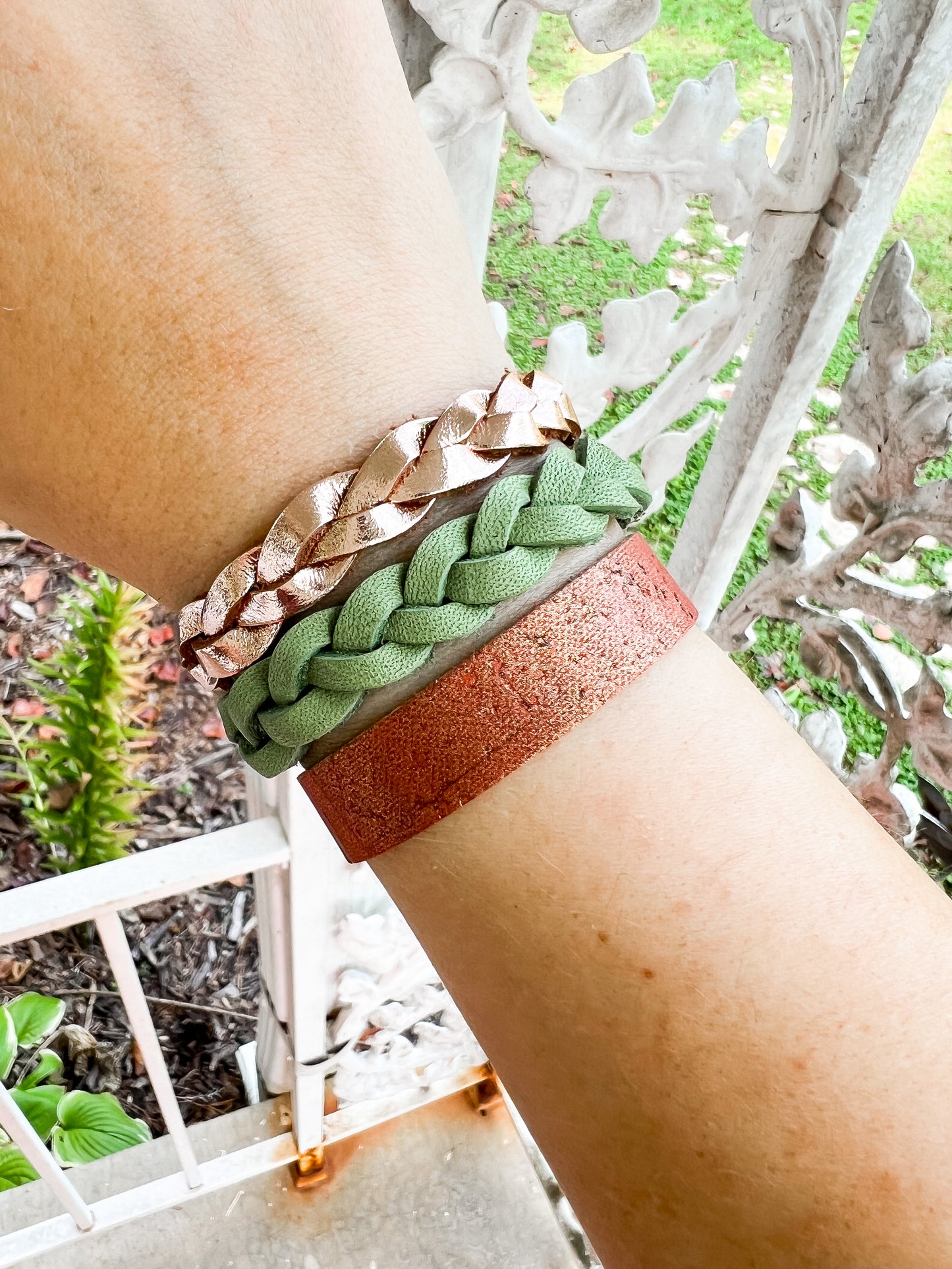 Braided Leather Bracelet / Metallic Rosegold