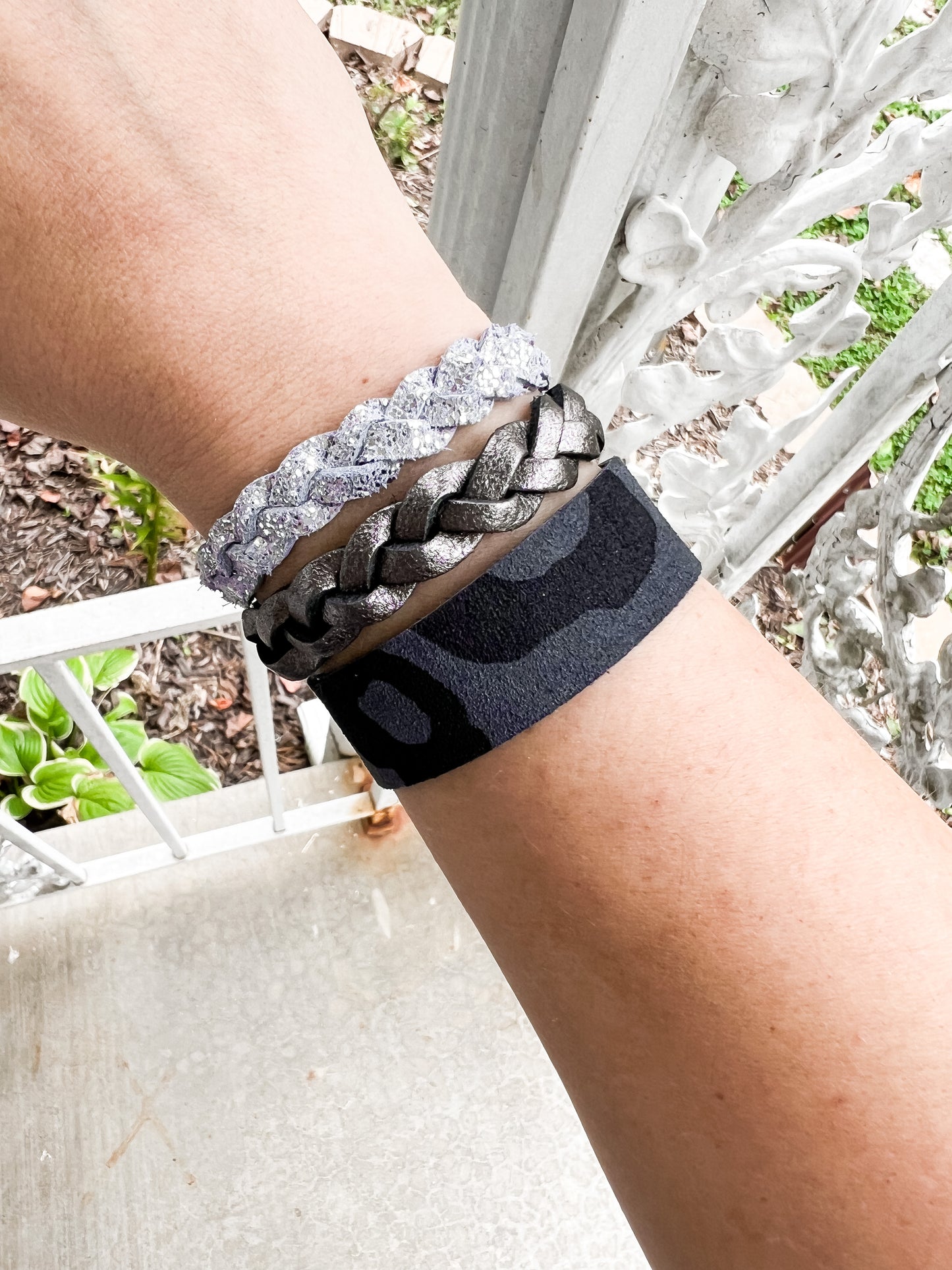 Braided Leather Bracelet / Lilac Sparkle