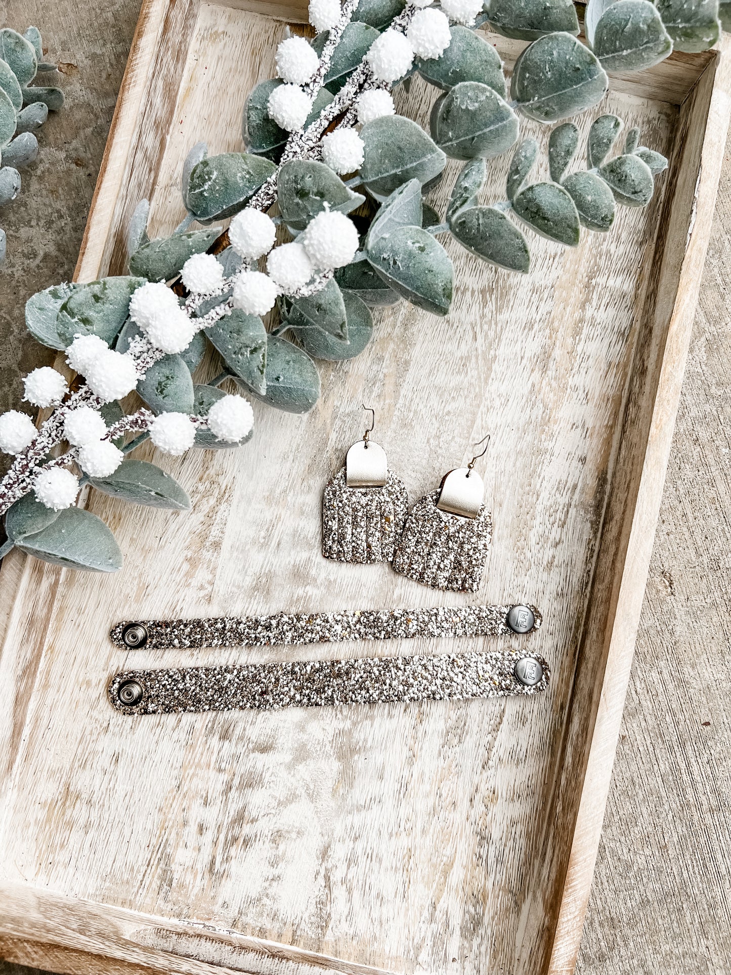 Leather Bracelet / Skinny Slim Cuff / Chunky Glitter