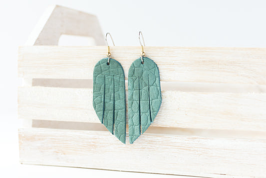 Leather Earrings / Mini Fringe / Seawater Nubuck