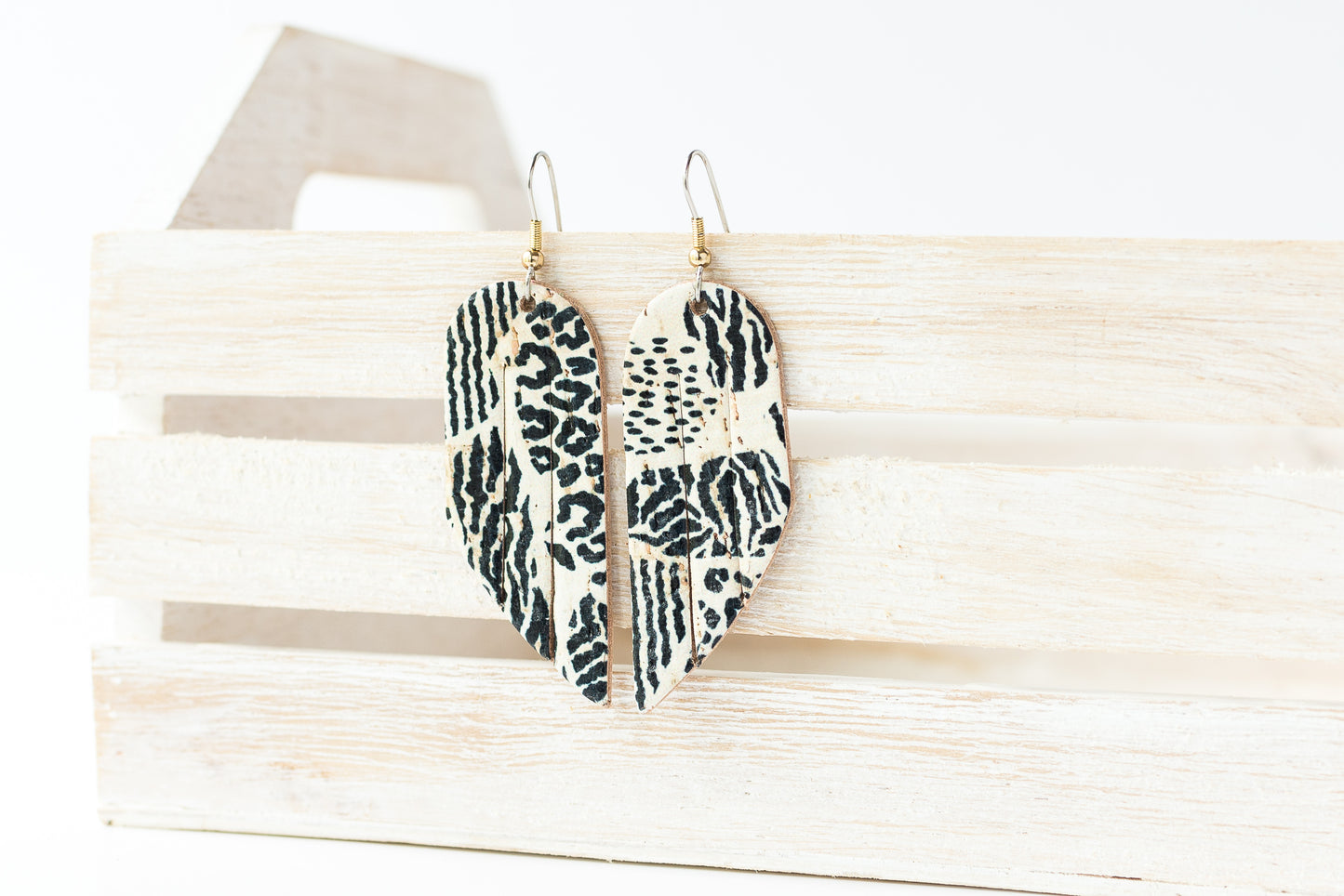 Leather Earrings / Mini Fringe / Ivory Random Cork