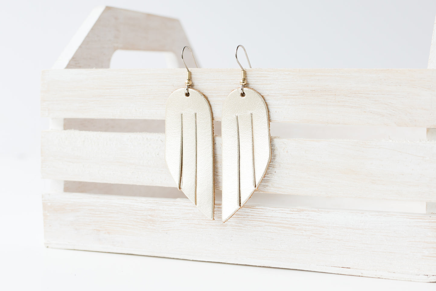 Leather Earrings / Mini Fringe / Metallic Platinum
