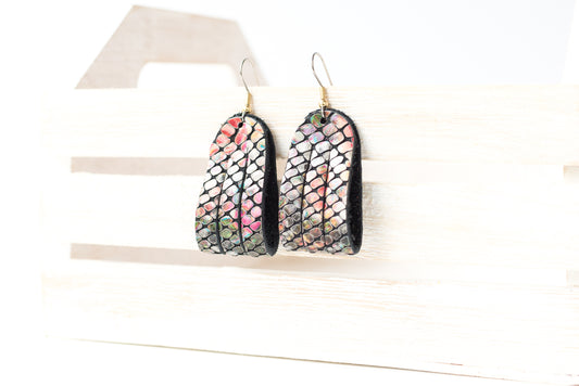 Leather Earrings / Mini Sliced / Prism Snake
