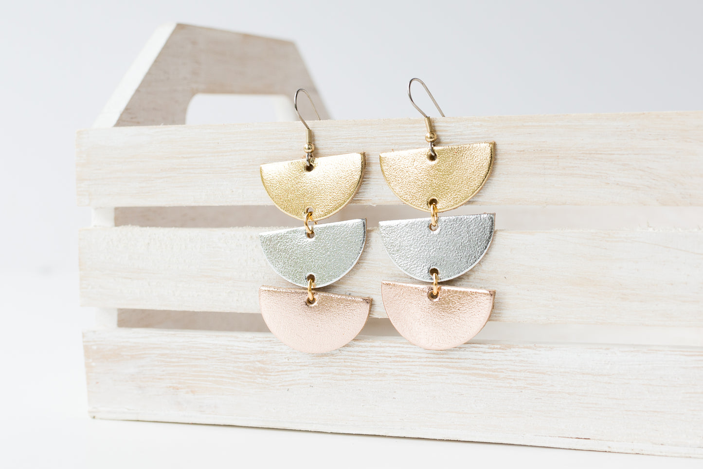 Leather Earrings / Tri Luna / Tri Metal