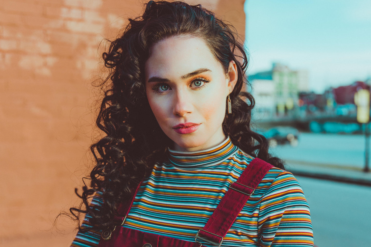 Leather Earrings / Simple Tiny / Clay
