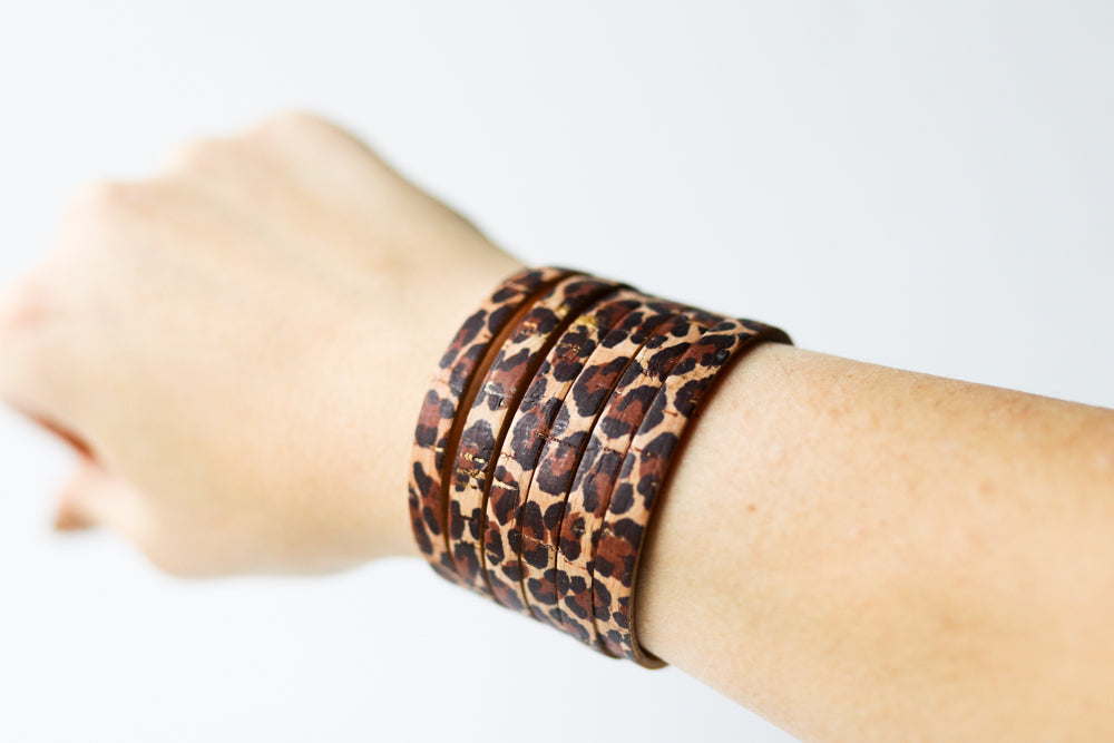 Leather Bracelet / Original Sliced Cuff / Leopard Cork