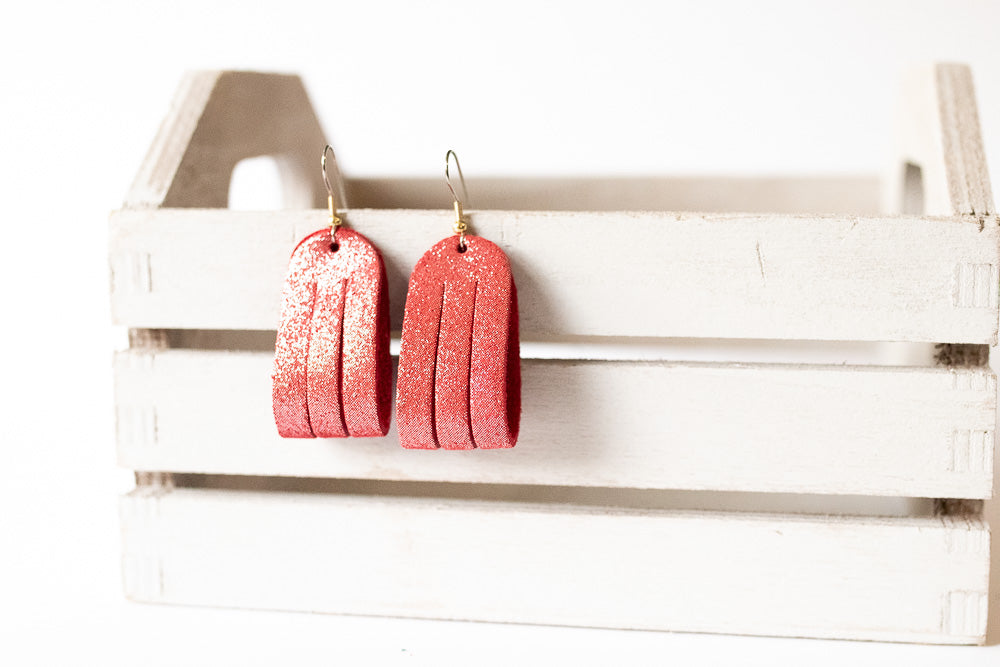 Leather Earrings / Mini Sliced / Red Shimmer