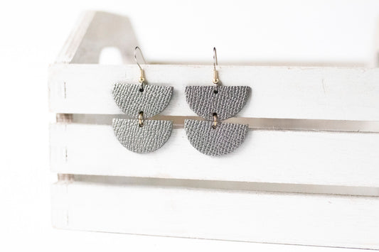 Leather Earrings / Demi Luna / Graphite
