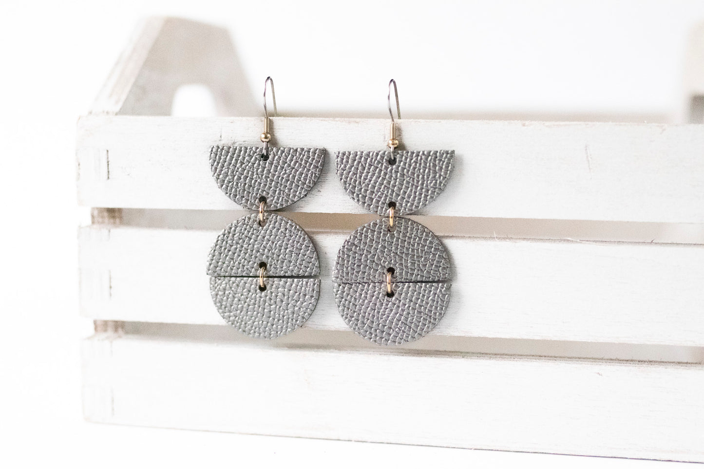 Leather Earrings / Mila / Graphite