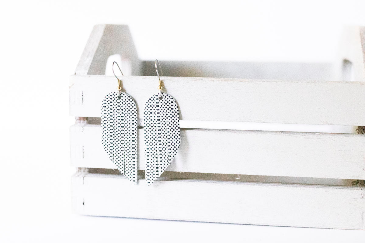 Leather Earrings / Mini Fringe / Basic