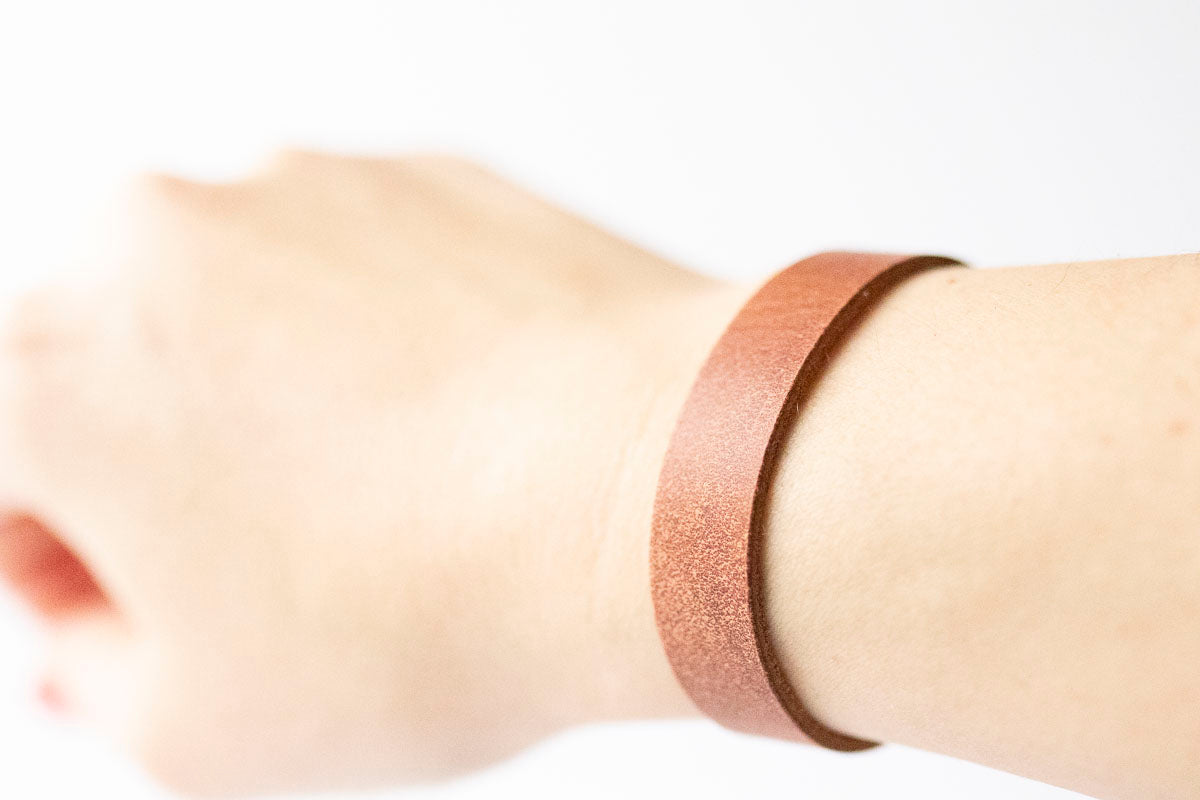 Leather Bracelet / Skinny Slim Cuff / Clay