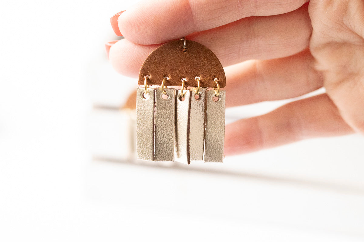 Leather Earrings / Cinque Luci / Nubuck Saddle