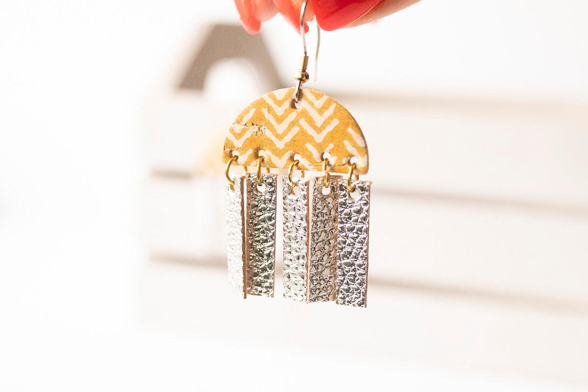 Leather Earrings / Cinque Luci / Apricot Cork