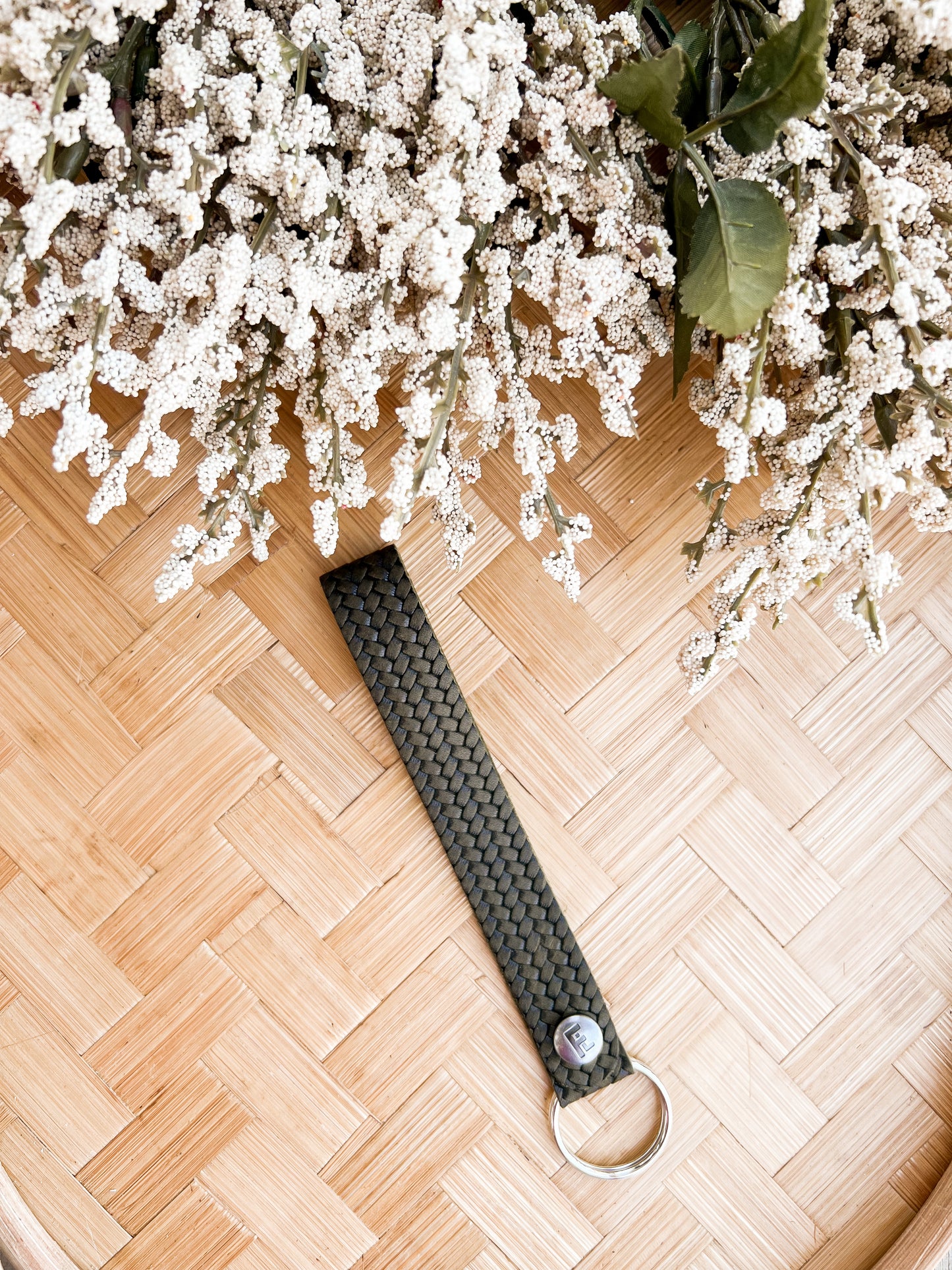 Leather Wristlet Keychain / Snap Loop / Woven Evergreen