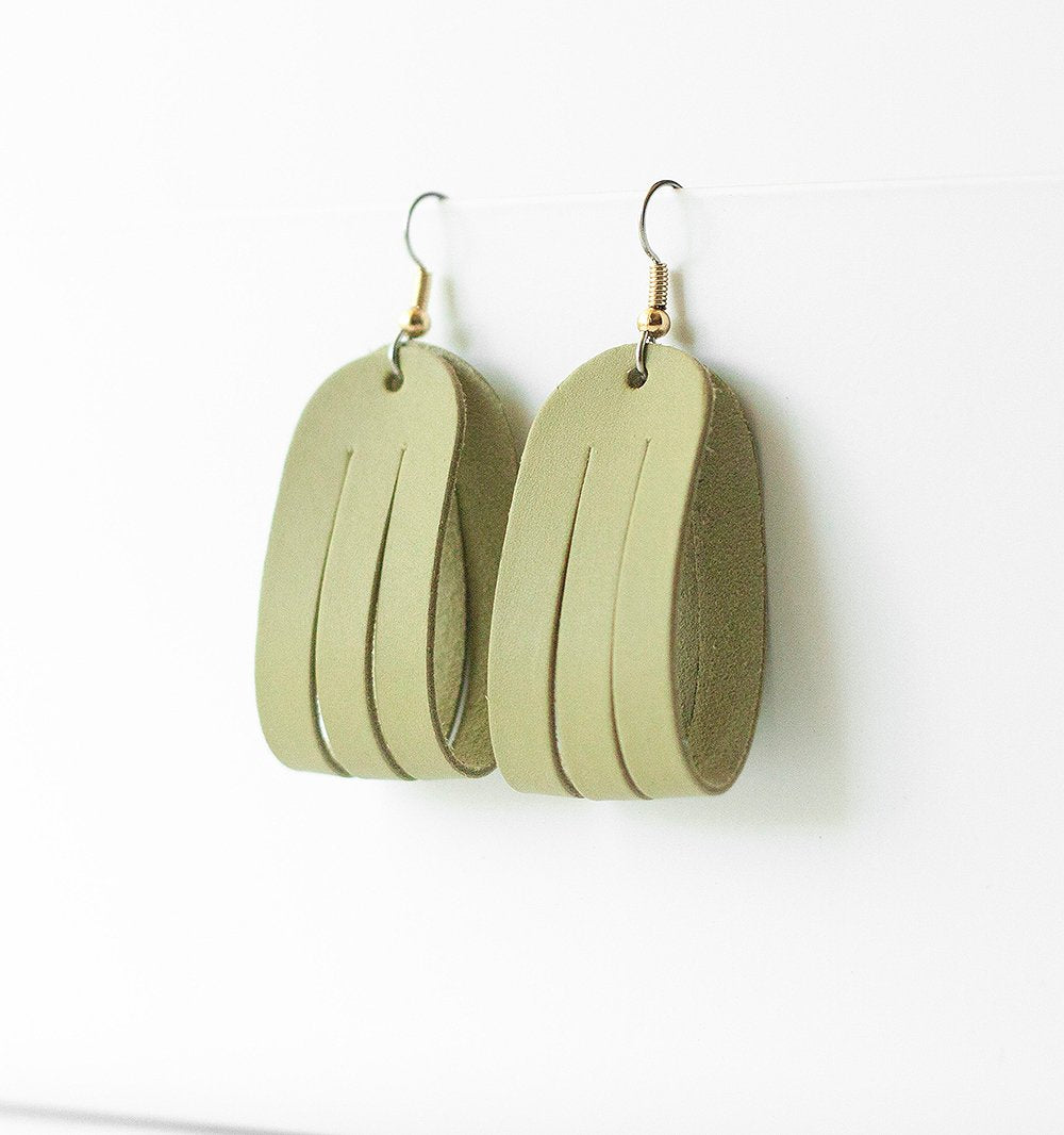 Leather Earrings / Mini Sliced Leather / Green Tea